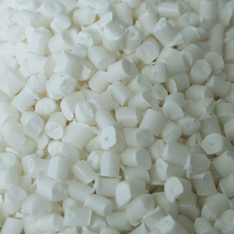 Flammhemmendes V0-Material aus Polypropylen (PP).